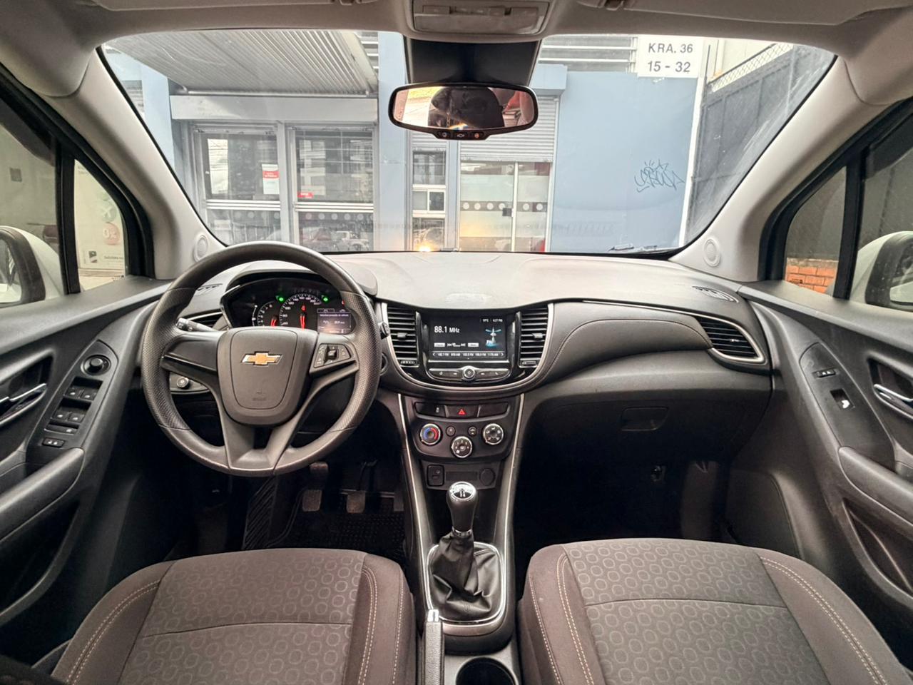 Chevrolet Tracket 2017: foto 8