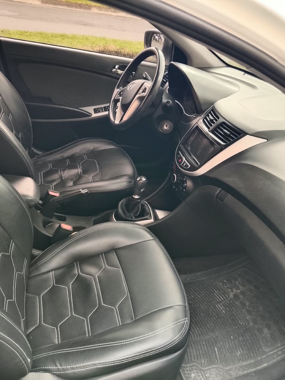 Hyundai accent i25 2015: foto 9