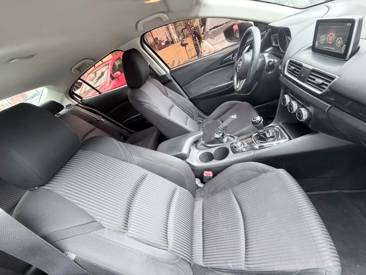 Mazda 3 2016: foto 9