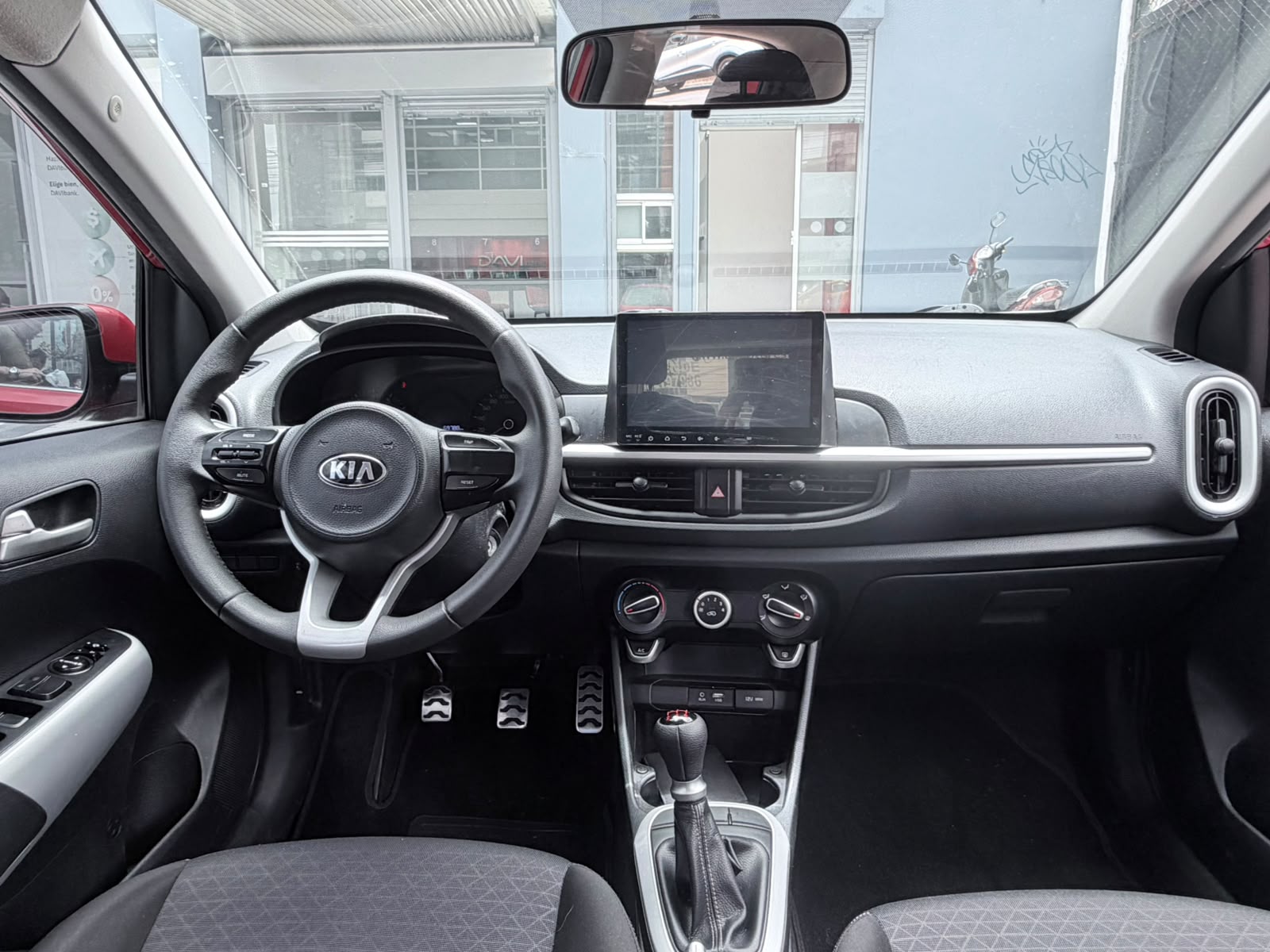 Kia Picanto  X-Line 2018: foto 10