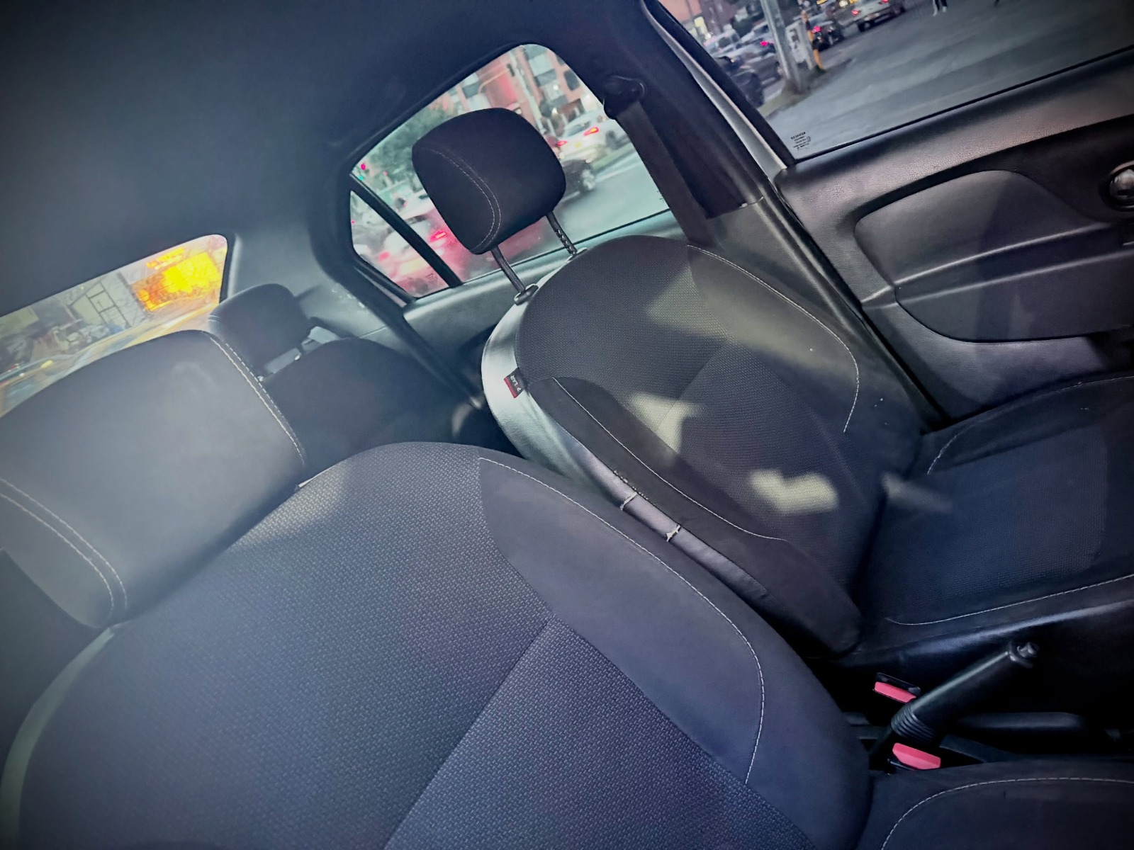 Renault Logan 2020: foto 9