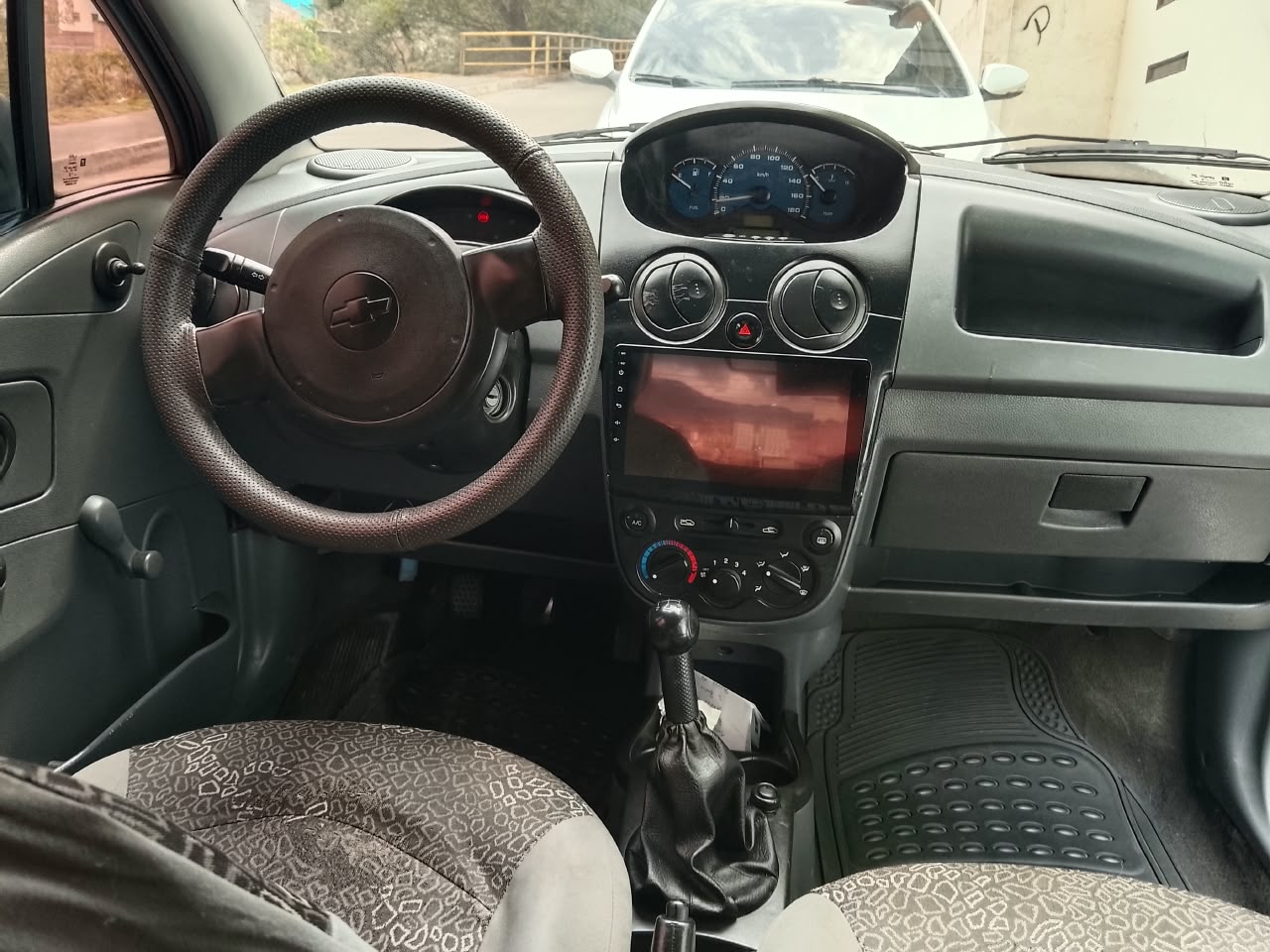 Chevrolet Spark 2014: foto 8