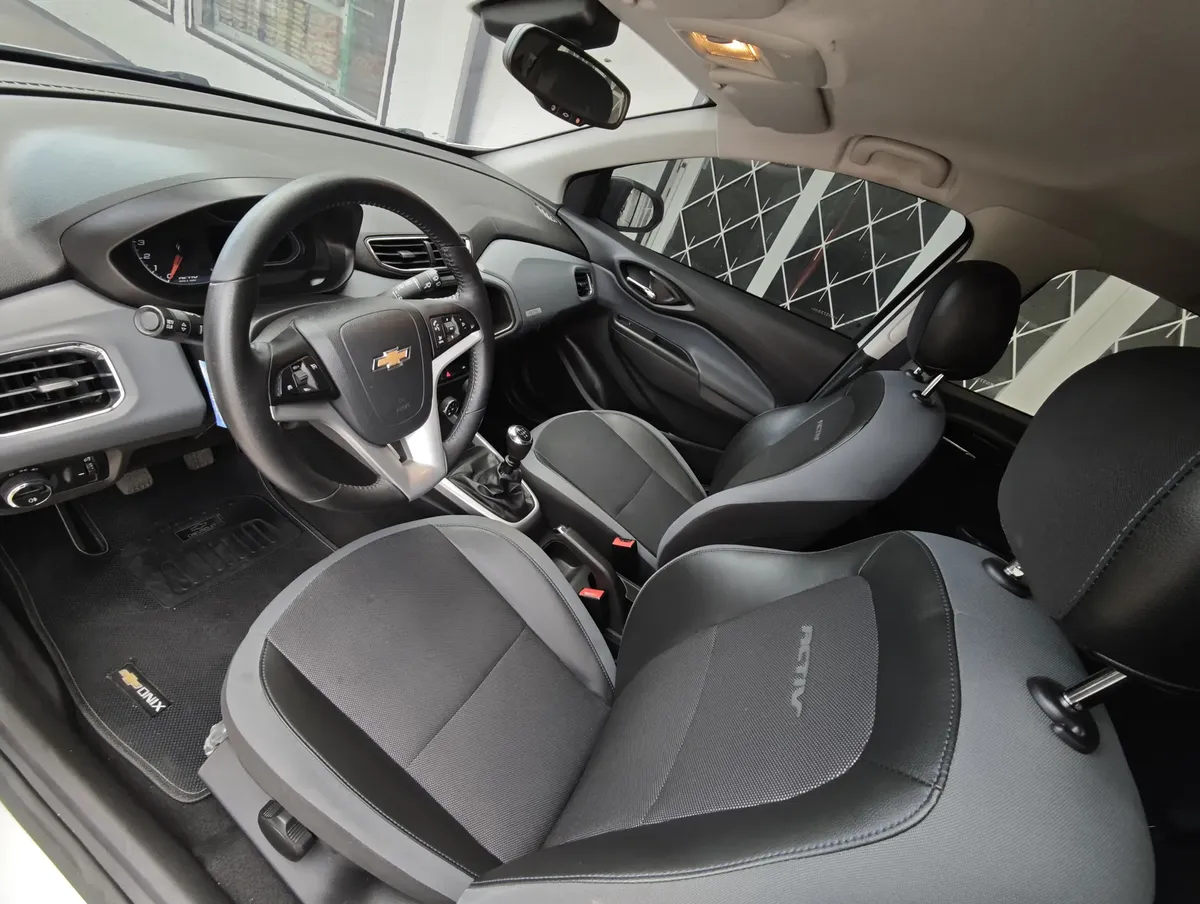 Chevrolet Onix 2019: foto 9