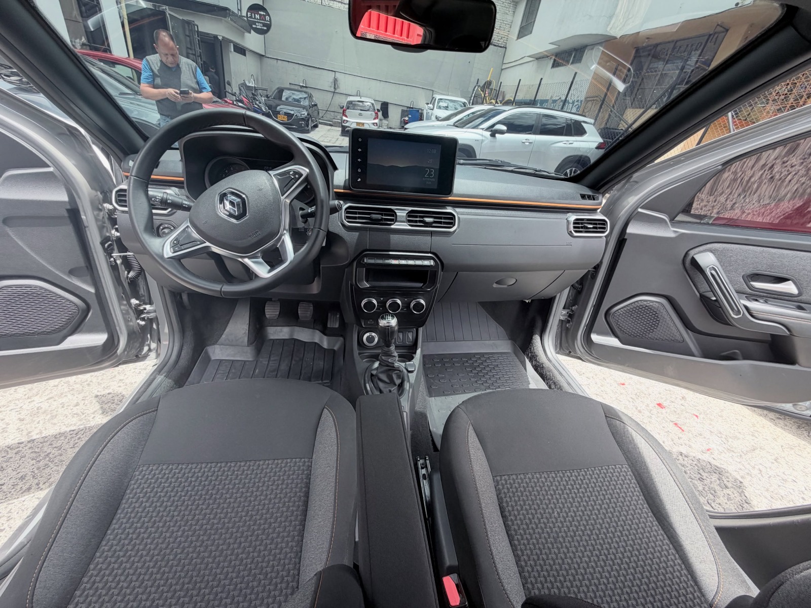 Renault Oroch Outsider TCe 2026: foto 8