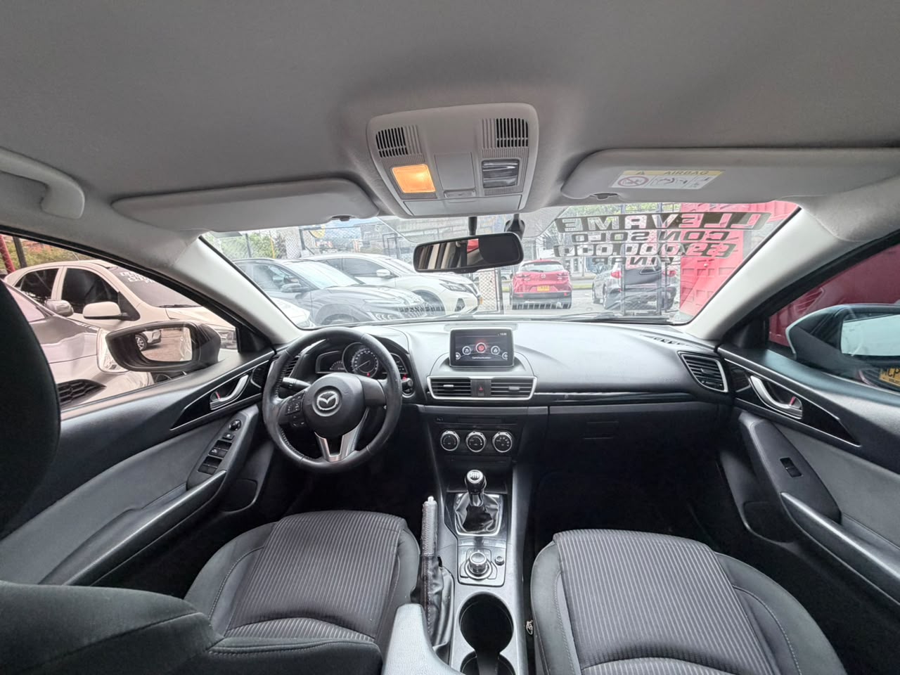 Mazda 3 2016: foto 8