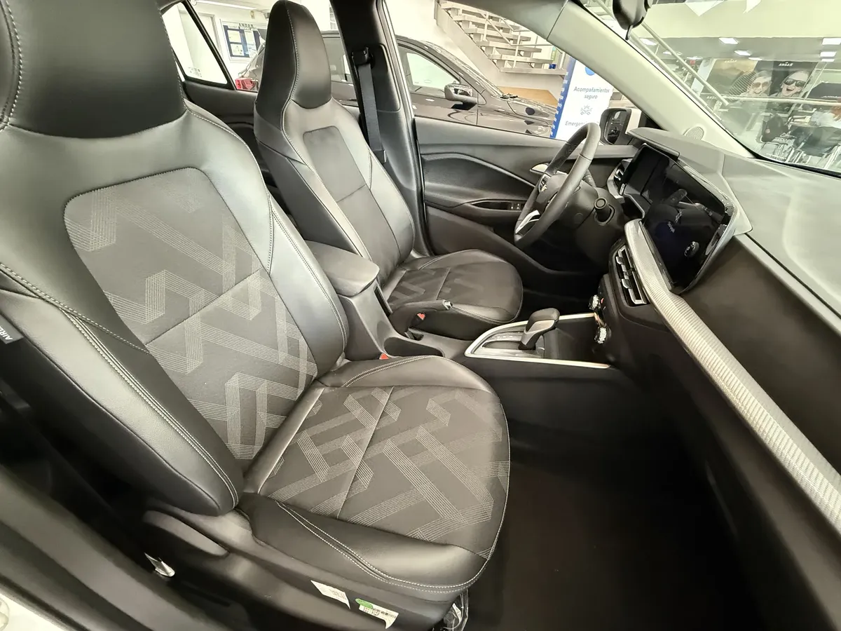 Chevrolet Onix Turbo    0 kilometros 2027: foto 9